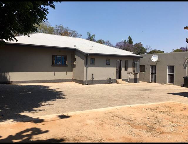 986M² APARTMENT BLOCK FOR SALE IN POLOKWANE CENTRAL
